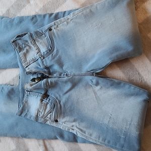 Colombian jean butt lift